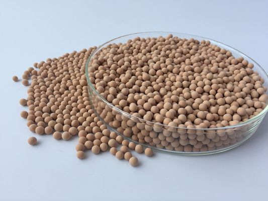 chất lượng  3 - 5mm 4A Molecular Sieve Desiccant Granular With High Crush Strength nhà máy