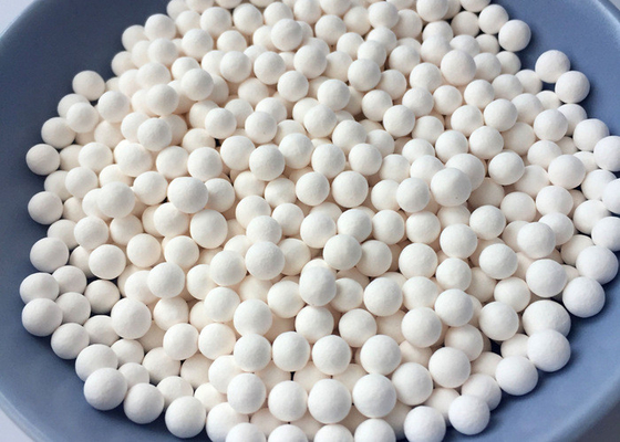 Màu trắng tùy chỉnh Aluminium oxide Desiccant hoạt động cao hạt nhôm