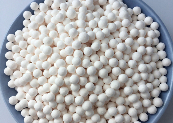 Màu trắng tùy chỉnh Aluminium oxide Desiccant hoạt động cao hạt nhôm